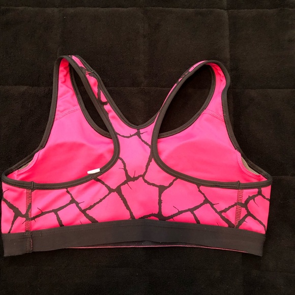 Nike pro sports top - Picture 2 of 3